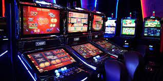 Зеркало Casino Spinarium